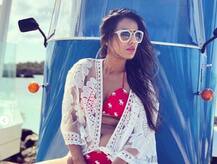 बिना मेकअप के कुछ ऐसी नजर आती हैं मशहूर टीवी अभिनेत्री निया शर्मा