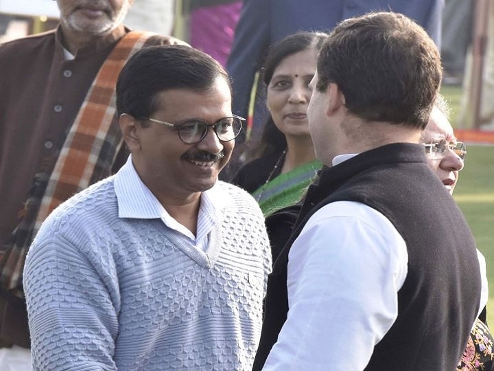 Congress and AAP to join hands in  Delhi for upcoming  Lok Sabha Elections 2019: SOURCES दिल्ली: मोदी को हराने साथ-साथ आएंगे राहुल-केजरीवाल, 3-3 सीटों पर चुनाव लड़ेगी कांग्रेस-AAP- सूत्र