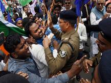 बिहार: भारत बंद का कई दलों ने किया समर्थन, आवागमन पर प्रतिकूल असर