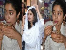 IN PICS: जन्मदिन पर काशी विश्वनाथ पहुंची जाह्नवी, रबड़ी का लुत्फ उठाती आईं नजर