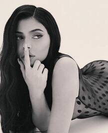 21 की उम्र में काइली जेनर बनी बिलियनेयर, जानें कैसे हुआ ये संभव