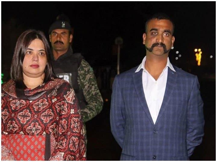 सैलून के मालिक नानेश का कहना है कि हम अभिनंदन की तरह हर किसी का चेहरा देखना चाहते हैं और हम सभी को अपने बहादुर सैनिक पर गर्व है.