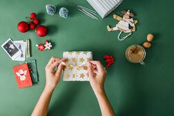 Business Idea : कमी खर्चात मिळवा भरपूर नफा, घरबसल्या करा 'हे' काम