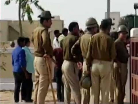 राजस्थान: बीकानेर में वायुसेना का लड़ाकू विमान मिग-21 दुर्घटनाग्रस्त, पायलट सुरक्षित राजस्थान: बीकानेर में वायुसेना का लड़ाकू विमान मिग-21 दुर्घटनाग्रस्त, पायलट सुरक्षित