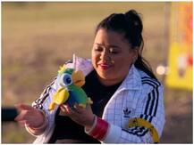 \'खतरों के खिलाड़ी 9\': तोता लेकर पहुंची भारती सिंह, एली गोनी और शमिता को दिए जीत के टिप्स