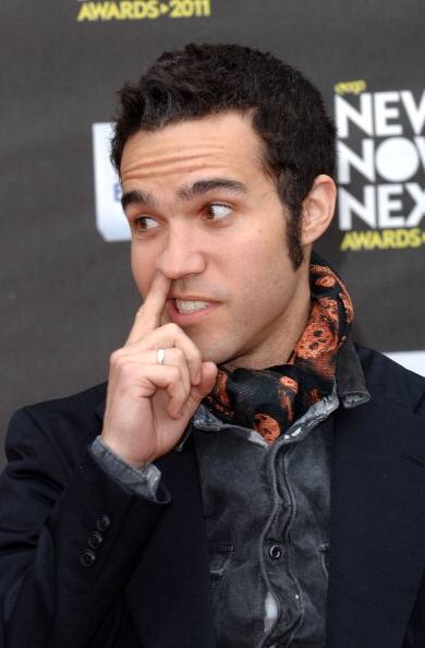 ऐसा होने से इस कीटाणु की संख्या शरीर में बढ़ जाएगी. नतीजन नाक से खून बहना, एलर्जी होना, नाक में जलन होना जैसी समस्याएं हो सकती हैं.