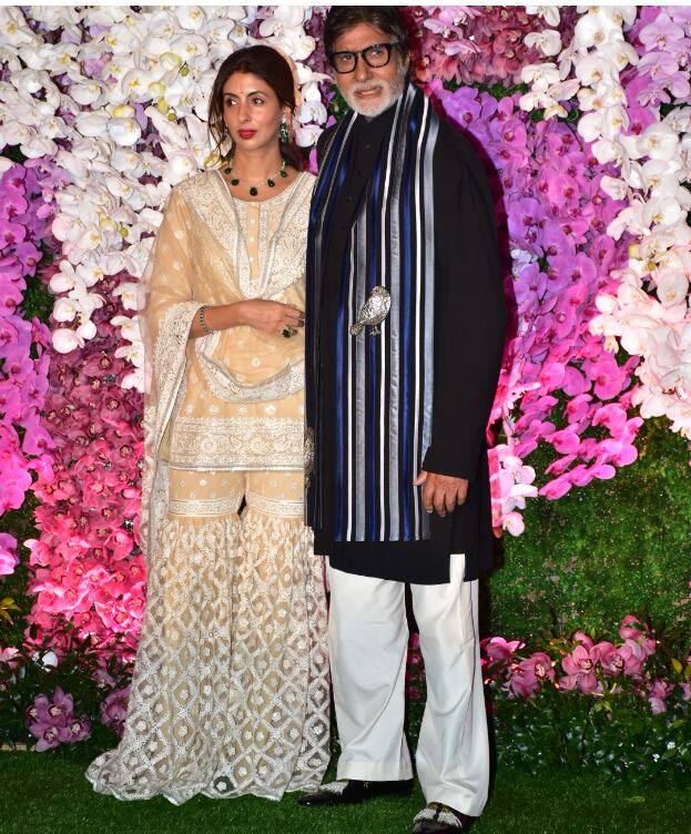 अमिताभ बच्चन इस सेलिब्रेशन में बेटी श्वेता के साथ पहुंचे.