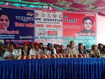 कानपुर: सपा-बसपा संयुक्त कार्यकर्ता सम्मेलन में विवाद, सपाइयों ने कुर्सियों पर जमाया कब्ज़ा तो बसपा पदाधिकारी हुए नाराज