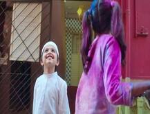 भारत में हर रंग है गंगा-जमुनी तहज़ीब का प्रतीक तो सर्फ एक्सल के विज्ञापन से दिक्कत क्यों?