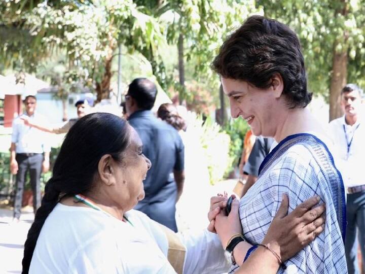 Priyanka Gandhi on Lok Sabha Election 2019 in Congress Working Committee CWC लोकसभा चुनाव: CWC की बैठक में प्रियंका गांधी बोलीं, हमारी सरकार बनेगी