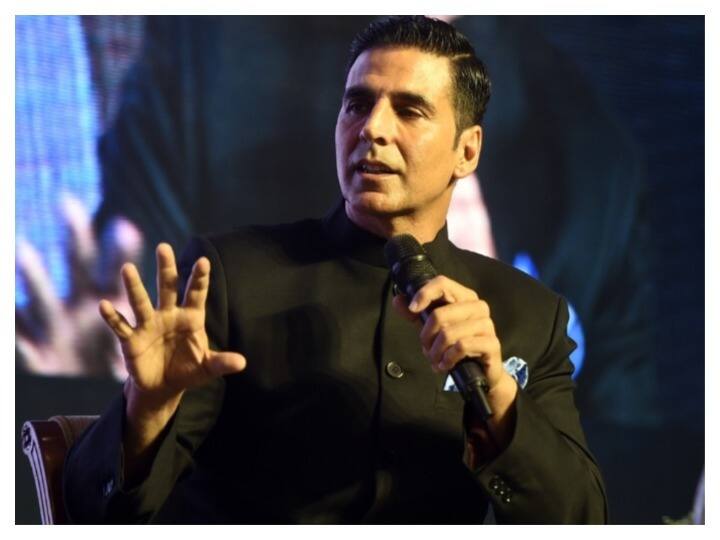 VIDEO: पॉलिटिक्स ज्वाइन करने के सवाल पर देखिए क्या बोले अक्षय कुमार Is Akshay Kumar doing patriotic films to eventually join politics? VIDEO: पॉलिटिक्स ज्वाइन करने के सवाल पर देखिए क्या बोले अक्षय कुमार