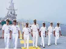 इंडियन नेवी में परमानेंट और शॉर्ट सर्विस कमीशन के दर्जनों पदों पर बहाली, जल्द करें आवेदन