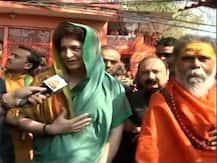 बोट यात्रा: हनुमान मंदिर पहुंची प्रियंका ने कहा- अपने लिए कुछ नहीं मांगा, देश का उत्थान हो
