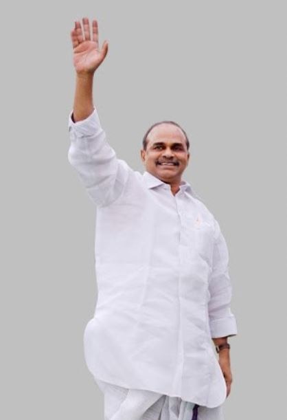 YSR : వైఎస్ సంస్మరణకు వాళ్లెవరూ రావట్లేదు ! వచ్చేది వీళ్లే ?