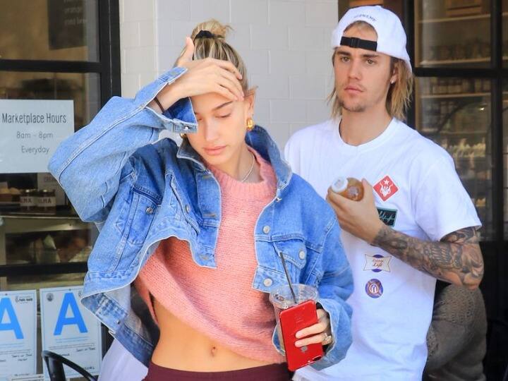 justin bieber hailey baldwin fighting on the beach and here are the photos IN PICS: बीच पर पत्नी हैली बाल्डविन से झगड़ते दिखे जस्टिन बीबर, शादी को नहीं हुआ एक साल