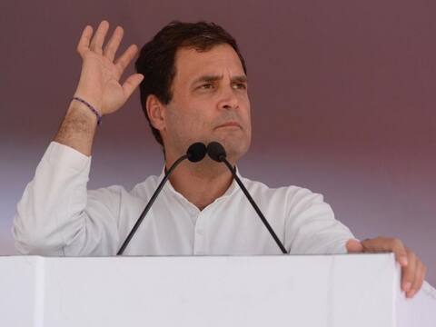 ‘चौकीदार मुहिम’ पर राहुल गांधी का तंज, कहा- पकड़े जाने पर मोदी ने पूरे देश को चौकीदार बना डाला ‘चौकीदार मुहिम’ पर राहुल गांधी का तंज, कहा- पकड़े जाने पर मोदी ने पूरे देश को चौकीदार बना डाला