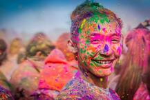 Holi 2019: होली खेलने जाने से पहले इन बातों का रखेंगे ख्याल तो नहीं आएगी कोई समस्या