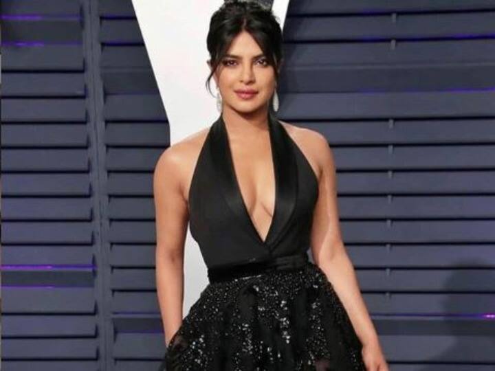 प्रियंका चोपड़ा के हाथ लगी एक और बड़ी उपलब्धि, विश्व की शक्तिशाली महिलाओं में शामिल Priyanka Chopra enlisted in world's most powerful women प्रियंका चोपड़ा के हाथ लगी एक और बड़ी उपलब्धि, विश्व की शक्तिशाली महिलाओं में शामिल