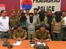 प्रयागराज: पुलिस मुठभेड़ में पकडे गए पांच बदमाश, फायरिंग में एक को गोली भी लगी