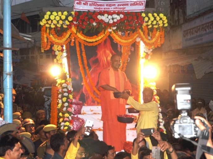 सीएम योगी के होली जुलूस पर ड्रोन कैमरे की होगी नजर, चप्‍पे-चप्‍पे पर तैनात रहेंगे सुरक्षाकर्मी