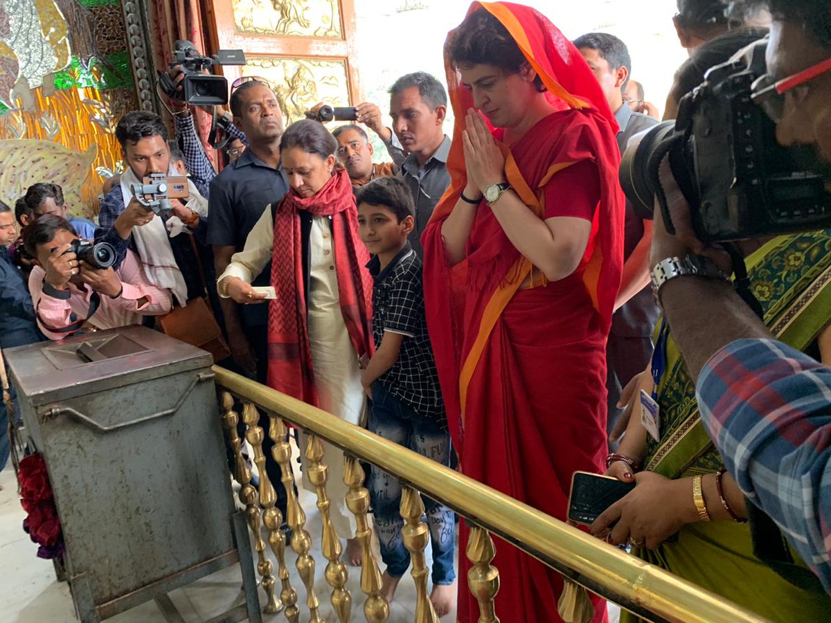 वोट की खातिर प्रियंका गांधी की मंदिरों-मजारों की यात्रा, जानिए- अपने तीन दिन के दौरे में कहां-कहां पहुंचीं