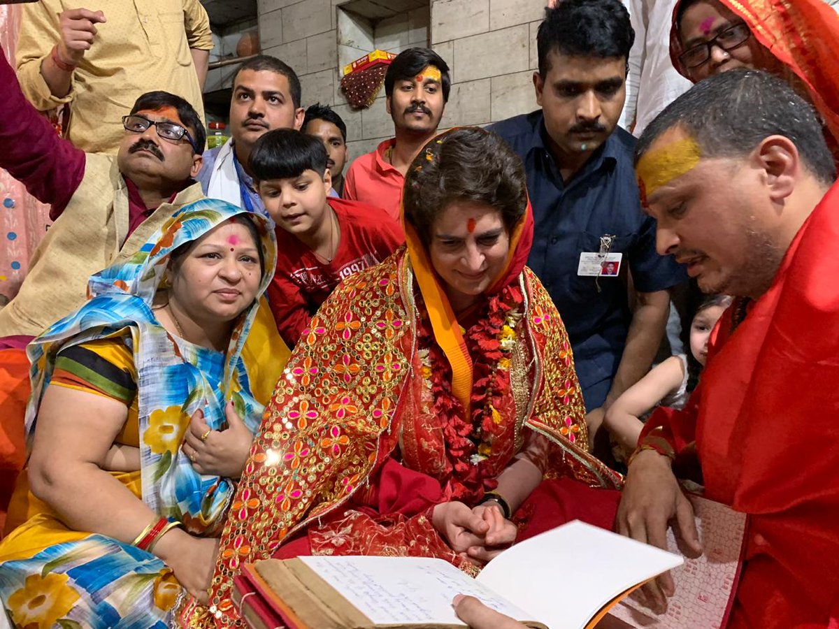 वोट की खातिर प्रियंका गांधी की मंदिरों-मजारों की यात्रा, जानिए- अपने तीन दिन के दौरे में कहां-कहां पहुंचीं