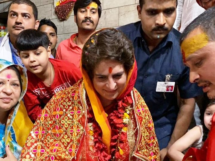 lok sabha election 2019 priyanka gandhi uttar pradesh visit full details वोट की खातिर प्रियंका गांधी की मंदिरों-मजारों की यात्रा, जानिए- अपने तीन दिन के दौरे में कहां-कहां पहुंचीं