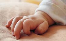 हैरतअंगेज! प्रसव के दौरान धड़ से अलग हुआ बच्चा आया बाहर, जानकर हर कोई है हैरान