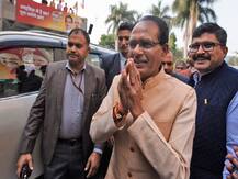 दिग्विजय सिंह Vs शिवराज सिंह: बीजेपी के गढ़ भोपाल सीट पर दो पूर्व CM हो सकते हैं आमने-सामने