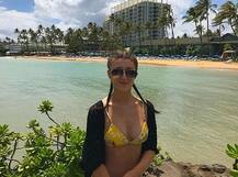 OMG! सिर्फ 1 घंटे में ये लड़की कमा लेती है 8 लाख रूपए, इसका काम जानेंगे तो आप भी करने लगेंगे ये काम