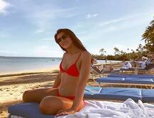 OMG! सिर्फ 1 घंटे में ये लड़की कमा लेती है 8 लाख रूपए, इसका काम जानेंगे तो आप भी करने लगेंगे ये काम