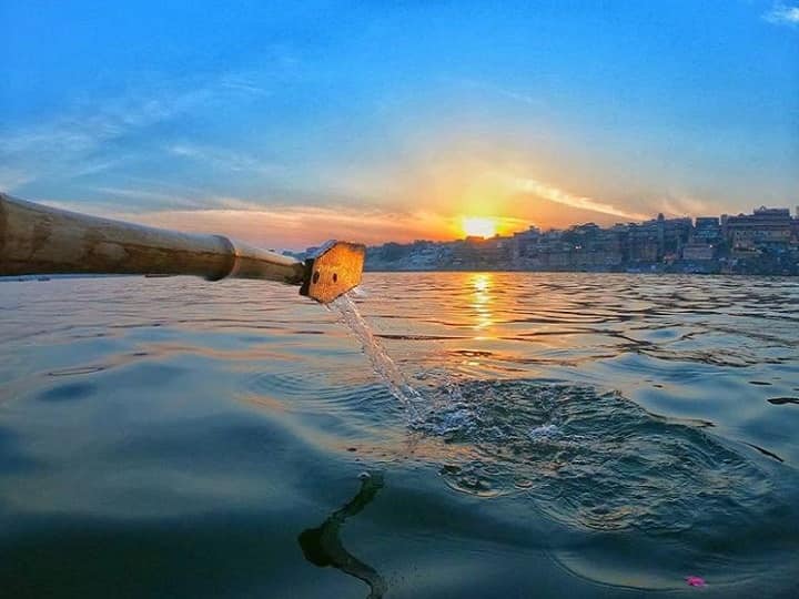 Gangajal Ganga water you will get relief from the problems coming at home Remove gangaajal Vaastu Dosh गंगा जल का ऐसे करेंगे प्रयोग तो घर में आने वाली समस्याओं से मिलेगी मुक्ति