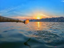 गंगा जल का ऐसे करेंगे प्रयोग तो घर में आने वाली समस्याओं से मिलेगी मुक्ति