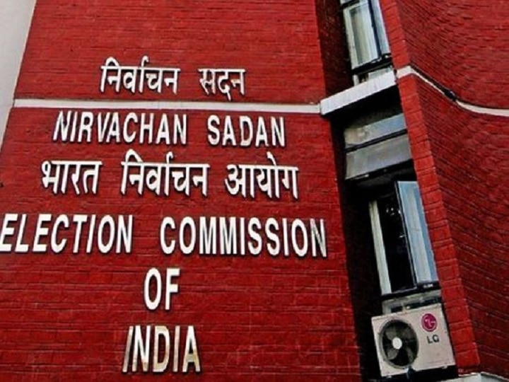 Election Commission replaces Kolkata Police Commissioner, three other top officers in West Bengal बंगाल में EC ने कोलकाता पुलिस कमिश्नर सहित चार पुलिस अधिकारियों का किया ट्रांसफर