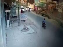 लाइव एक्‍सीडेंटः स्‍कार्पियो की टक्‍कर से छह फीट हवा में उछलीं दो बहनें, सामने आया CCTV फुटेज