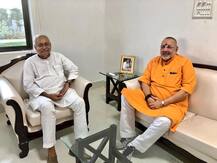 सीएम से मिले गिरिराज सिंह, कहा- नीतीश कुमार बिहार एनडीए का सबसे बड़ा चेहरा