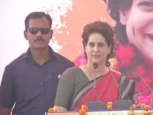 यूपी: नरेंद्र मोदी अपने संसदीय क्षेत्र के एक भी गांव नहीं गए, किसी गरीब को गले नहीं लगाया- प्रियंका गांधी