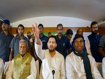 बिहार: VIP की मधुबनी और कांग्रेस की वाल्मीकि नगर सीट की हो सकती है अदला बदली- सूत्र