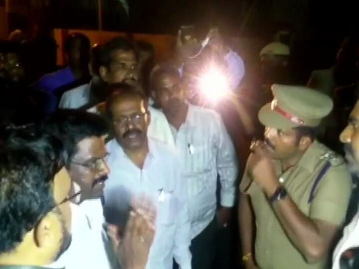 Tamil Nadu it department is conducting raid at residence of dmk treasurer durai murugan तमिलनाडु: डीएमके के कोषाध्यक्ष दुरई मुर्गुन के घर पर आयकर विभाग का छापा