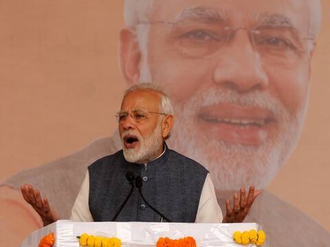 पीएम मोदी का कांग्रेस पर बड़ा हमला, कहा- इनकी नीतियों के कारण पूर्वोत्तर में घुसपैठ की समस्या पीएम मोदी का कांग्रेस पर बड़ा हमला, कहा- इनकी नीतियों के कारण पूर्वोत्तर में घुसपैठ की समस्या