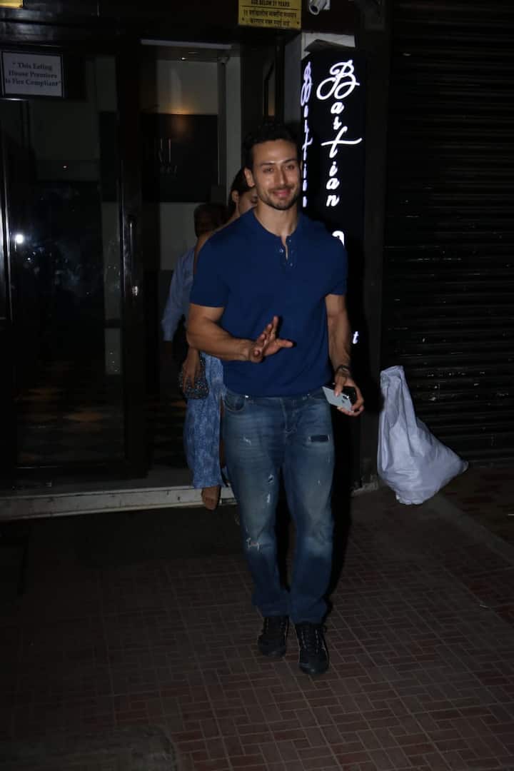 बता दें कि हाल ही में टाइगर के पिता और दिग्गज अभिनेता जैकी श्रॉफ ने इन रिलेशन के बारे में पहली बार बात की. (तस्वीर: मानव मंगलानी)