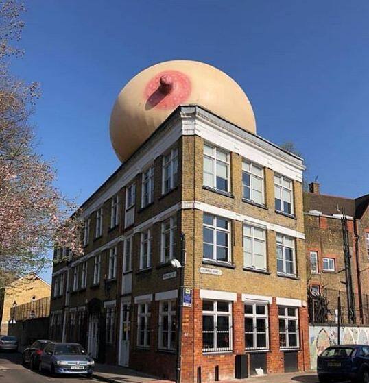 अक्सर महिलाएं सार्वजनिक तौर पर ब्रेस्ट फीड करने से शर्माती हैं. ये मुहिम उन महिलाओं को प्रोत्साहन देगी. 