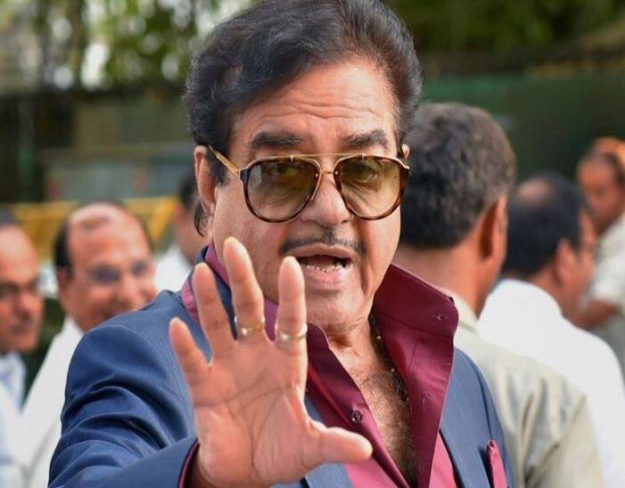 लोकसभा 2019: बॉलीवुड और स्पोर्ट स्टार्स पर बीजेपी-कांग्रेस का दांव, जानिए कौन कहां से हैं मैदान में