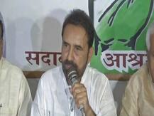 टिकट कटने से नाराज कांग्रेस नेता निखिल कुमार के समर्थकों का हंगामा, शक्ति सिंह गोहिल ने मांगी माफी