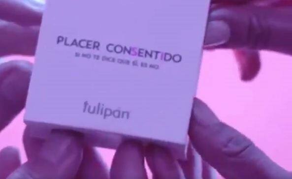 सोशल मीडिया पर इस कंडोम की पैकिंग और डिजाइनिंग की खूब तारीफें की जा रही हैं.