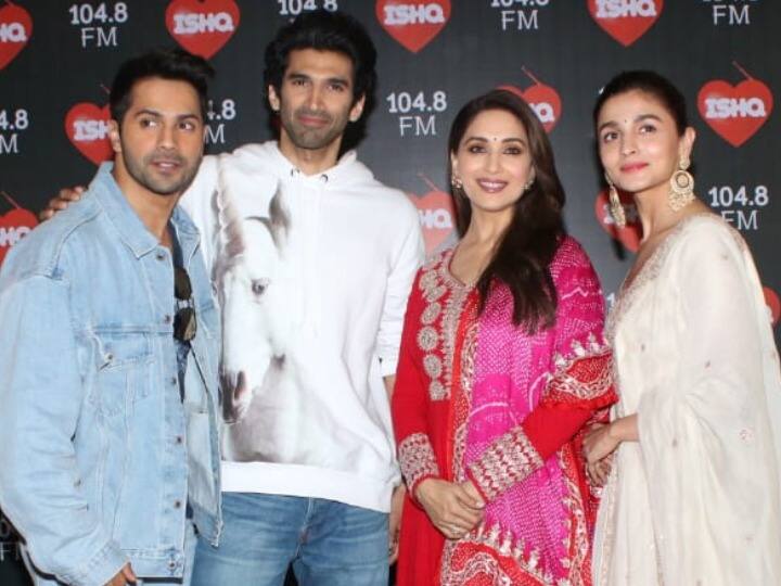 क्या 'कलंक' की कहानी किताब 'वॉट द बॉडी रिमेम्बर्स' से चुराई गई है? वरुण धवन ने दी सफाई Varun dhawan response on questions over copying kalank story from what the body reimburse क्या 'कलंक' की कहानी किताब 'वॉट द बॉडी रिमेम्बर्स' से चुराई गई है? वरुण धवन ने दी सफाई