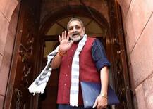 Lok Sabha Election 2019: आज डिंपल यादव कन्नौज से तो गिरिराज सिंह बेगूसराय से भरेंगे पर्चा