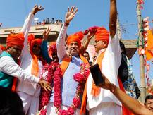 अमित शाह ने अहमदाबाद में रोड शो किया, ‘पूरा कश्मीर हमारा है’ के नारे लगवाए