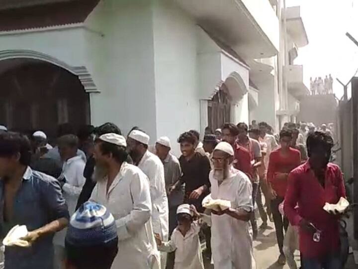 नसीमुद्दीन सिद्दीकी की जनसभा के बाद बिरयानी के लिए हुआ बवाल, जम कर चली लाठियां lok sabha election 2019 fight for biryani after nasimuddin siddiqui rally नसीमुद्दीन सिद्दीकी की जनसभा के बाद बिरयानी के लिए हुआ बवाल, जम कर चली लाठियां