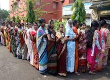 BLOG: मीठे शब्दों वाले घोषणापत्रों के ढेर में मतदाता छोटा होता जा रहा है